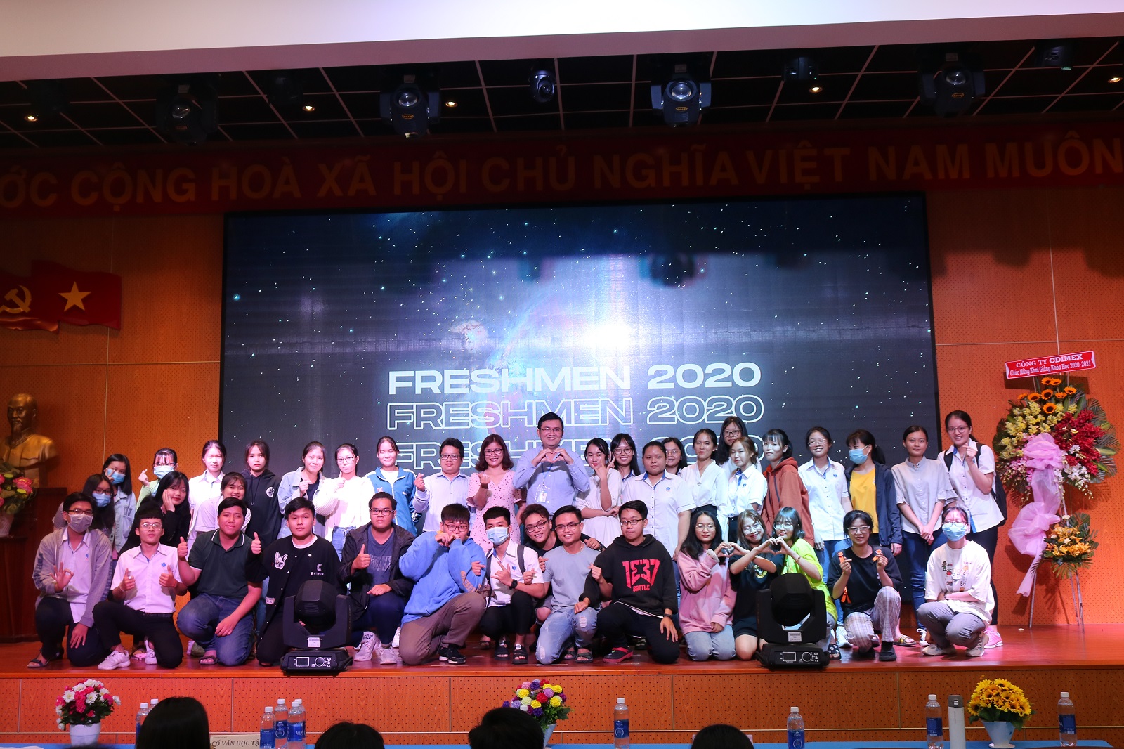 Sinh hoạt chào đón Tân Sinh Viên ngành Ngôn Ngữ Anh 2020 - 2021